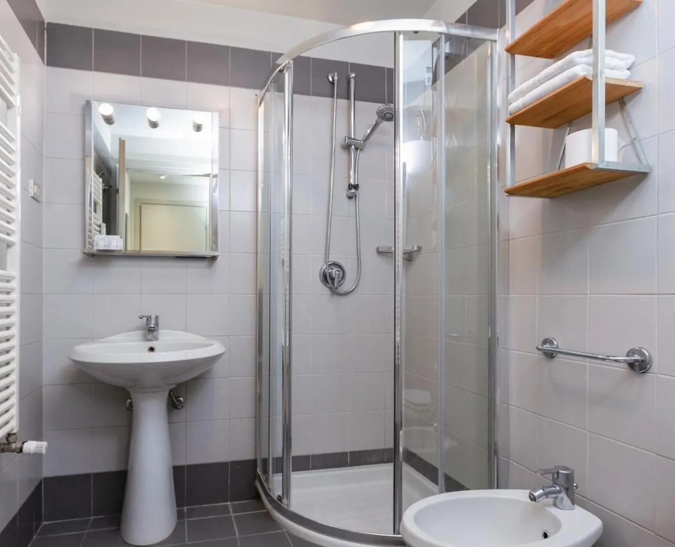 Da Laura Home - City Center - M1 Station Milano