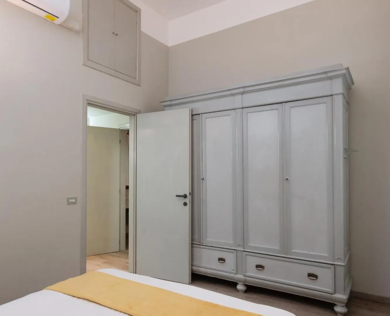 Da Laura Home - City Center - M1 Station Milano 0*,  Italia